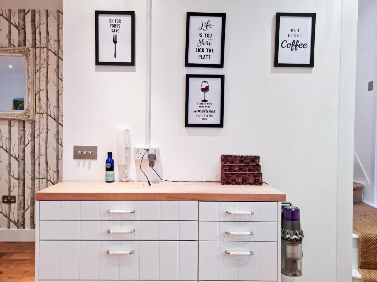 Pass The Keys Family Friendly 2 Bedroom Gem In Shepherd'S Bush Londen Buitenkant foto